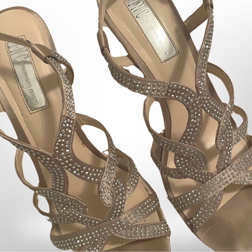 Gold/tan sparkle heels